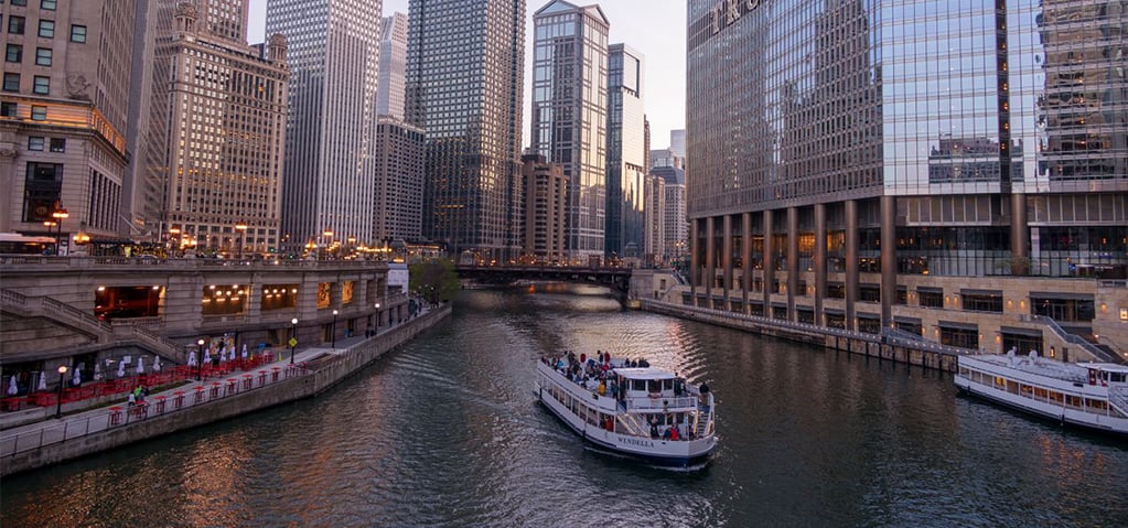Summer is here, and Chicago’s music festival season is in full swing. Explore free concerts, outdoor music series, and summer festivals around the city — with chauffeured transportation from Chicago CoachWorks.